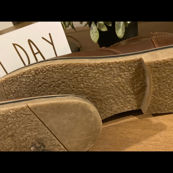 Men’s Brown Ankle Shoes 9 - Picture 3 of 3